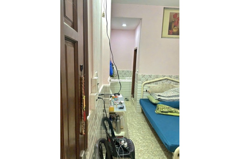 Bán nhà hẻm Văn Cao, P. Phú Thạnh, Q. Tân Phú, 4.1 x 14.2m, 1 lầu, giá chỉ 5.18 tỷ