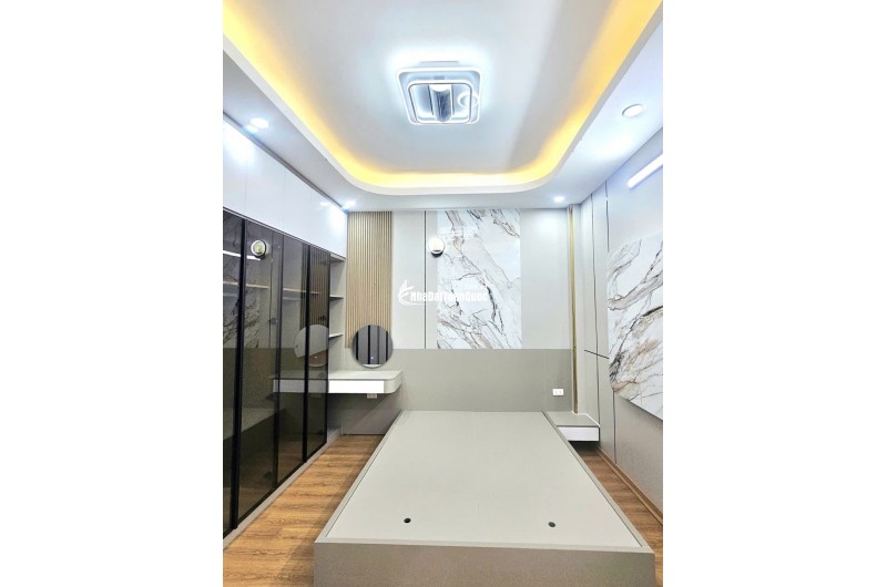 BÁN NHÀ – ĐỐNG ĐA – 38M2- 6 TẦNG – THANG MÁY – NHỈNH 11 TỶ