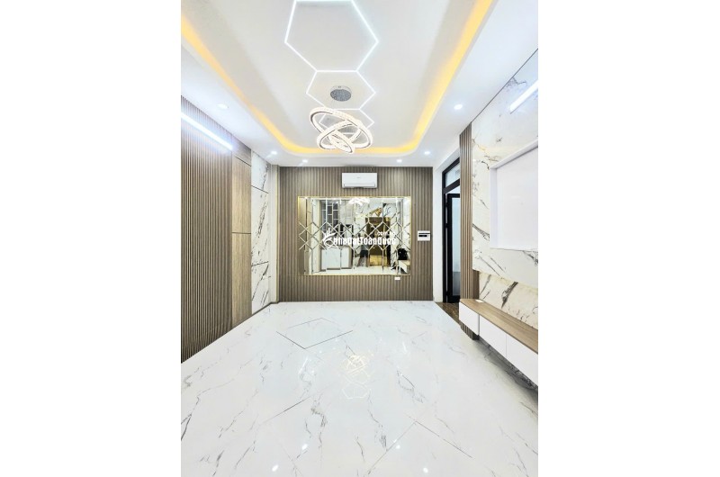 BÁN NHÀ – ĐỐNG ĐA – 38M2- 6 TẦNG – THANG MÁY – NHỈNH 11 TỶ