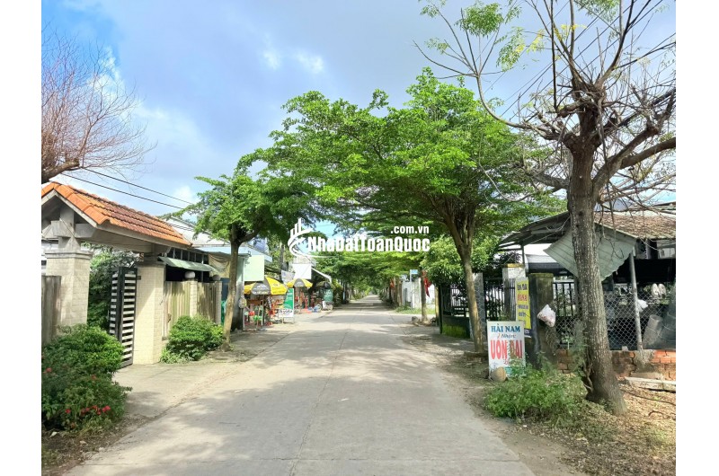 Chính chủ cần bán 2 lô đất liền kề 260m2 - cách quốc lộ 300m - Giá chỉ 7xx/ 1 lô