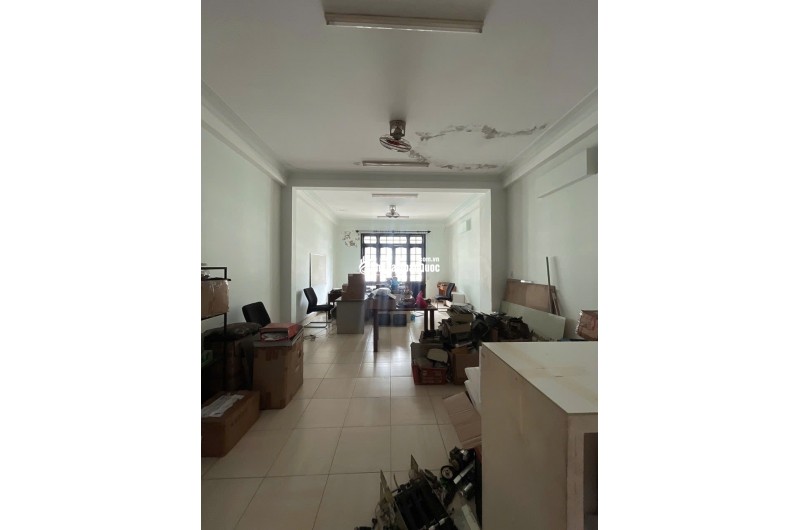 cho thuê nhà nguyên căn mặt tiền đường trần hưng đạo vị trí cầu trồng kết cấu 5 tầng