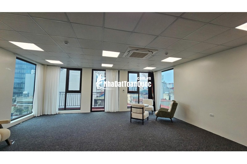 Văn Phòng 80-120m2 giá 21tr/ tháng tại Kim Mã