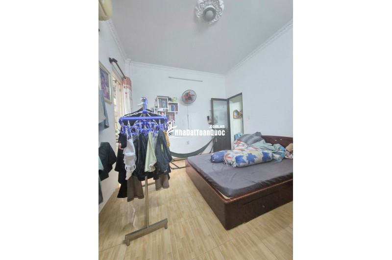 Bán nhà hẻm Lũy Bán Bích, phường Tân Thới Hòa, quận Tân Phú