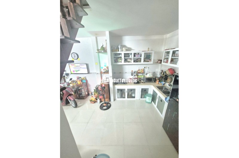 Bán nhà hẻm Lũy Bán Bích, phường Tân Thới Hòa, quận Tân Phú