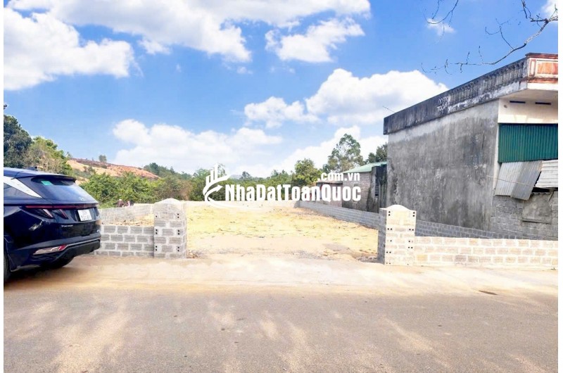 Siêu phẩm cho bác nào muốn xây biệt thự, hoặc nhà xưởng  tại Đồng Vàng - Phú Mãn - Quốc Oai - Diện tích : 451m2  giá 16tr/m