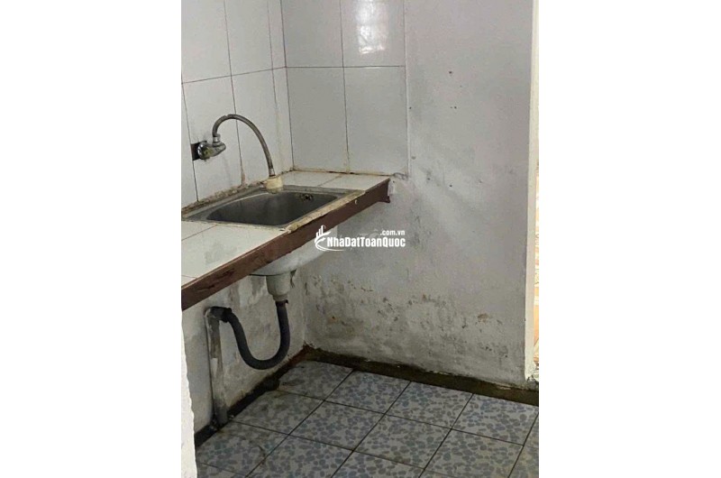 Cho thuê nhà cấp 4 30m2 đường nước Phần Lan, Phường Tứ Liên, Quận Tây Hồ, Hà Nội