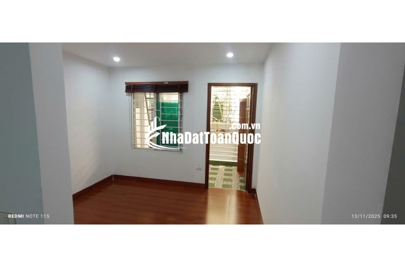 Bán Nhà 34m2- 5 tầng, full nội thất cao cấp– Đường Láng – Đống Đa– Ngõ Nông