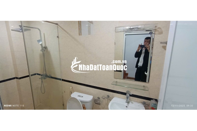 Bán Nhà 34m2- 5 tầng, full nội thất cao cấp– Đường Láng – Đống Đa– Ngõ Nông