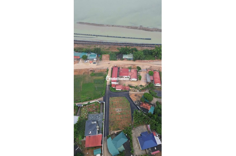  SIÊU HIẾM: ĐẤT VIEW SÔNG ĐÀ CHỈ 6XX TRIỆU – SỔ ĐỎ – THANH KHOẢN SIÊU TỐT!