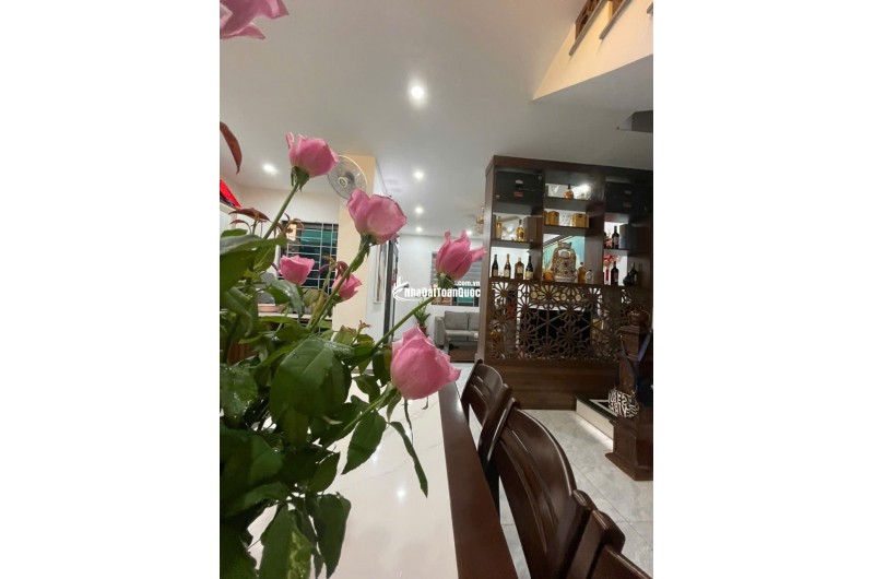 BÁN NHÀ -TRUNG TÂM ĐỐNG ĐA -48M2- 4 TẦNG -11.9 TỶ