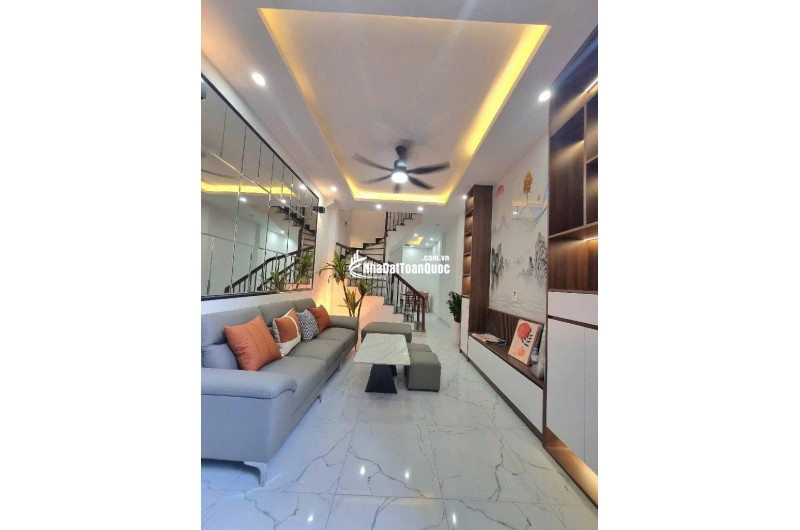 BÁN NHÀ KIM  GIANG -HOÀNG ĐẠO THÀNH MỚI TINH 37M *4 tẦNG  *8.5 TỶ ,  4 ngủ đủ  công năng,  full nội thất chỉ việc xách balo về ở