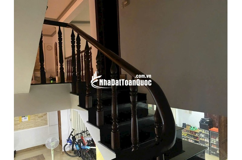 Mặt Tiền kinh doanh Quận 10, DT:6x14m, T+3L Gái bán 23 tỷ chốt