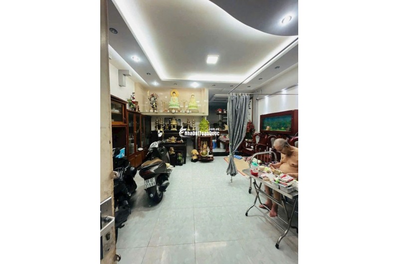 MT Ngang 6m đường 3/2 Q10, DT:6x10 T+3L Giá 25 tỷ chốt