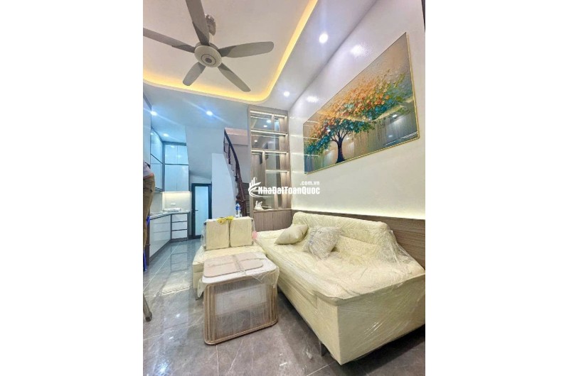  NHÀ ĐẸP GIẢI PHÓNG - Ô TÔ - NGÕ THÔNG 32M *5 tầng * 7.85 tỷ thương lương mạnh