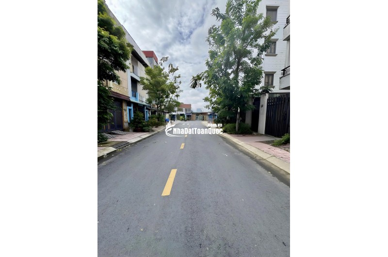 MẶT TIỀN PHẠM THẾ HIỂN – NHÀ 4 TẦNG CHỈ 14.9 TỶ. LH:0779351867 – 0764071867.