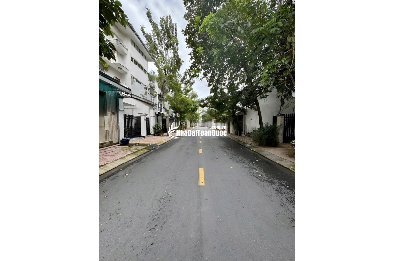 MẶT TIỀN PHẠM THẾ HIỂN – NHÀ 4 TẦNG CHỈ 14.9 TỶ. LH:0779351867 – 0764071867.