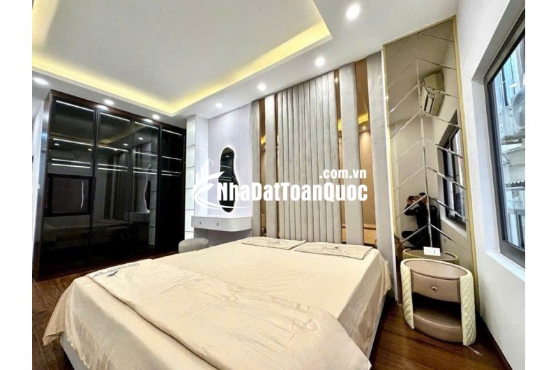 BÁN NHÀ KHƯƠNG TRUNG 5 TẦNG 4 NGỦ - GẦN ĐẦM HỒNG -DÂN XÂY  : 33M * 7.95 tỷ có bớt