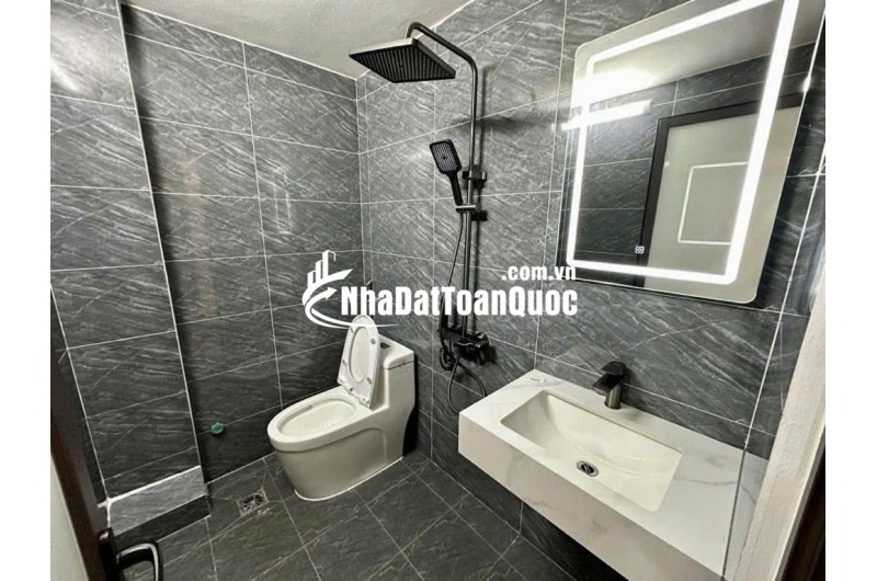 BÁN NHÀ KHƯƠNG TRUNG 5 TẦNG 4 NGỦ - GẦN ĐẦM HỒNG -DÂN XÂY  : 33M * 7.95 tỷ có bớt