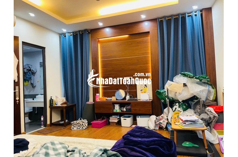 CHỦ CẦN THANH KHOẢN – HẠ CHÀO 1 TỶ – BÁN GẤP NHÀ PHỐ TÂY SƠN! 
44m² – 6 TẦNG THANG MÁY – HAI THOÁNG – CÁCH PHỐ 10M – Ô TÔ ĐỖ CỔNG  - GIÁ SIÊU HỢP LÝ: