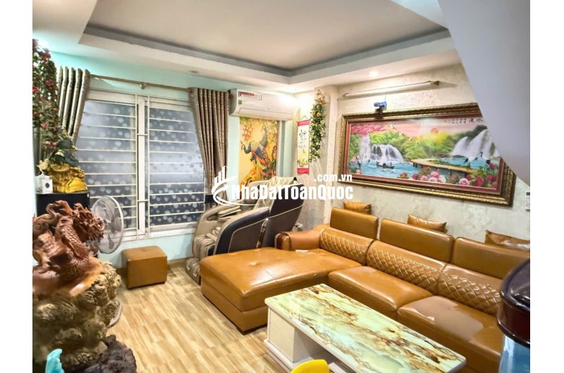 Bán Nhà Tân Triều 34m2- 6 Tầng – 6 phòng ngủ - Vừa ở vừa cho thuê -Gần ô tô – Ngõ thông – chào 8.3 tỷ.