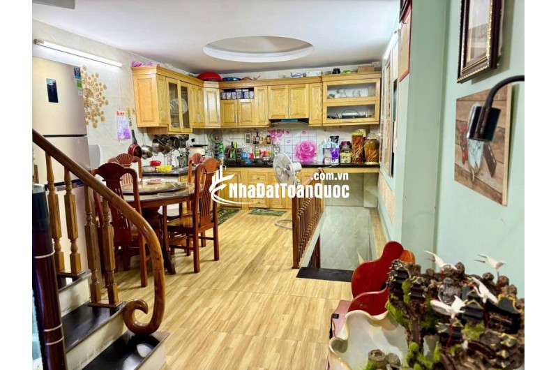 Bán Nhà Tân Triều 34m2- 6 Tầng – 6 phòng ngủ - Vừa ở vừa cho thuê -Gần ô tô – Ngõ thông – chào 8.3 tỷ.