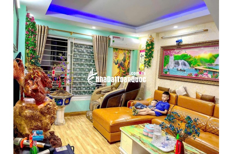 Bán Nhà Tân Triều 34m2- 6 Tầng – 6 phòng ngủ - Vừa ở vừa cho thuê -Gần ô tô – Ngõ thông – chào 8.3 tỷ.