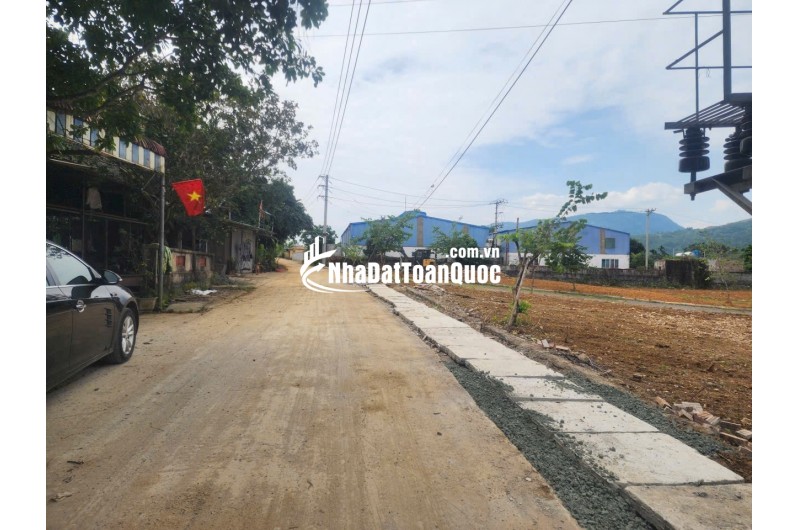  Đất đẹp giá rẻ – Ngay sát trường ĐH PCCC, Hoà Sơn, Lương Sơn, Hoà Bình