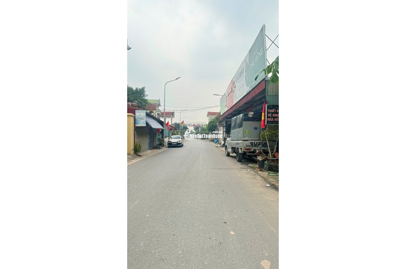 Trục chính Kinh Doanh mặt đường nhựa. 73m2 Giá chỉ 3.3tỷ lh:0969616225