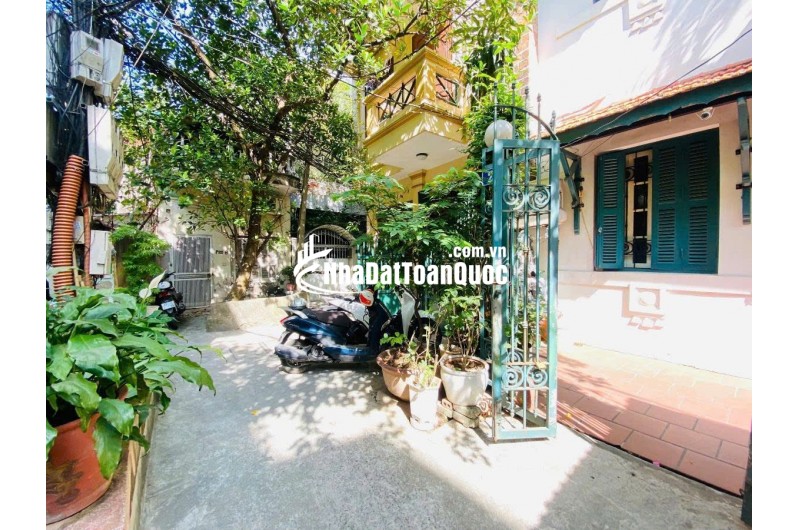 BÁN CĂN 65M-3 TẦNG HƠN 22 TỶ Ở TRUNG TÂM - LÔ GÓC - NGÕ NÔNG - GẦN PHỐ - CỰC THOÁNG - KINH DOANH NHỎ - TIỆN ÍCH BẠT NGÀN- 3 BƯỚC RA PHỐ