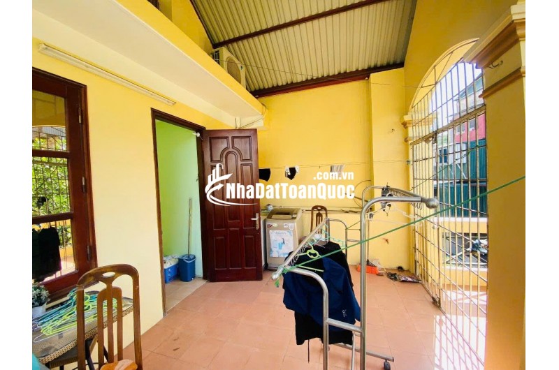 BÁN CĂN 65M-3 TẦNG HƠN 22 TỶ Ở TRUNG TÂM - LÔ GÓC - NGÕ NÔNG - GẦN PHỐ - CỰC THOÁNG - KINH DOANH NHỎ - TIỆN ÍCH BẠT NGÀN- 3 BƯỚC RA PHỐ