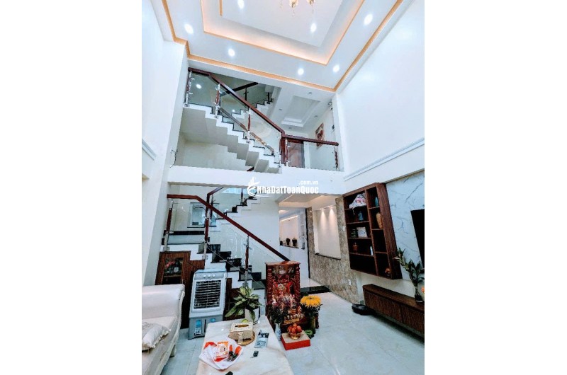 BÁN NHÀ 4 TẦNG PHẠM HỮU LẦU – Q7 - HXH - NGANG 4.6 M - GiÁ 7x TỶ .