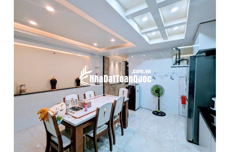 BÁN NHÀ 4 TẦNG PHẠM HỮU LẦU – Q7 - HXH - NGANG 4.6 M - GiÁ 7x TỶ .