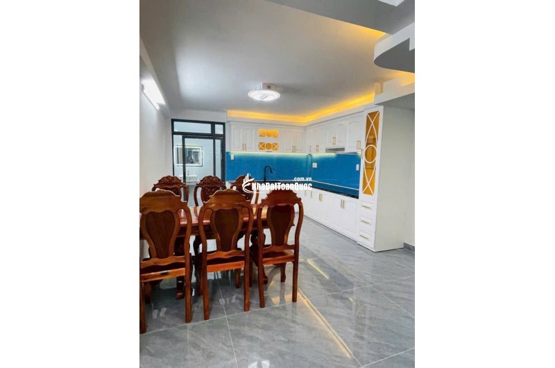 BÁN NHÀ ĐẸP 4 TẦNG – HUỲNH THỊ ĐỒNG - NHÀ BÈ – KDC ĐỒNG BỘ CAO CẤP – KẾ BÊN PHÚ MỸ HƯNG – HXH 6M - GIÁ 8xx TỶ