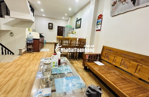 Bán nhà mặt tiền đường 1, Bình Tân, 90m2, 4 tầng, 5PN, SHR, giá 12.8 tỷ. LH: 0909898125