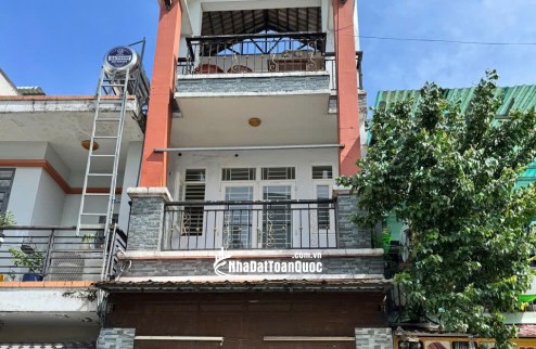 Cho thuê nhà MT đường số 11 P.BHH Bình Tân đúc 2.5 tấm 4pn