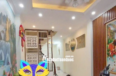 Bán nhà 4 tầng Vũ Tông Phan - Ngõ rộng ô tô đỗ sát nhà giá 4,1  tỷ - Nhà chưa sổ