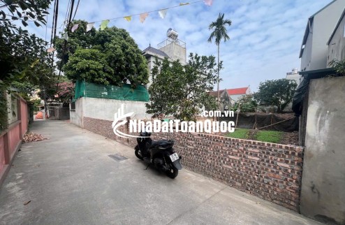 bán đất Đức Giang, Long Biên. Ngõ thông, ô tô tránh. Tiện ích ngập tràn. 42m, 
6,x tỷ ( có tl )