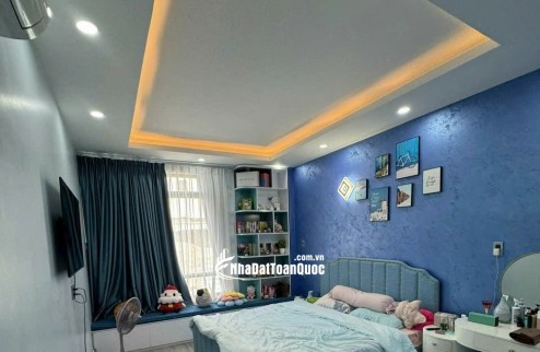 MT Ngang 6m đường 3/2 Q10, DT:6x10 T+3L Giá 25 tỷ chốt