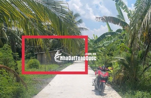 BÁN 1600M2 ĐẤT TẠI XÃ BÌNH NINH, ĐỒNG THÁP, CHỈ 1.8 TỶ. LH:0989008689.