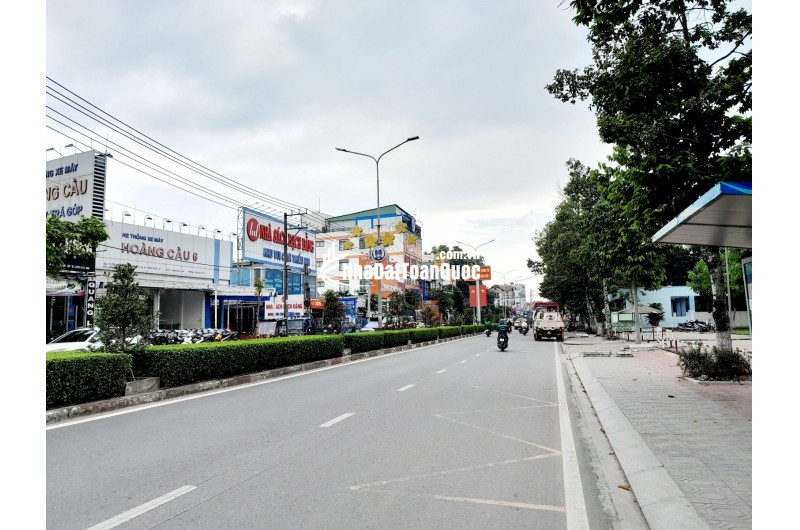  BÁN DÃY TRỌ CÓ DÒNG TIÈN HÀNG THÁNG VỚI 260M2 chỉ 11.5 TỶ - TRUNG TÂM DĨ AN.