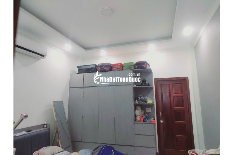 BÁN NHÀ MẶT TIỀN NGUYỄN THỊ KHẮP – 1 TRỆT 2 LẦU – DĨ AN BÌNH DƯƠNG – GIÁ 7.2 TỶ