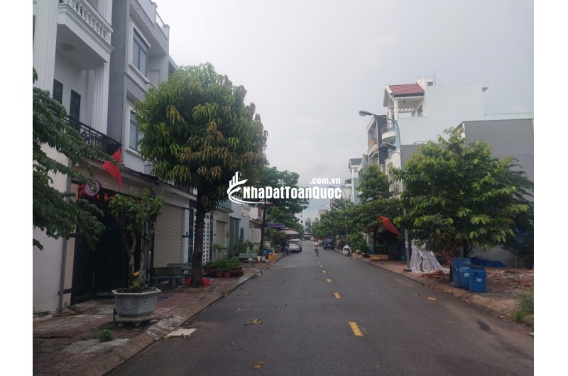 Cơ hội hiếm! Nhà 62m², đường D2 Phú Hồng Thịnh 6 – Giá chỉ hơn 5 tỷ