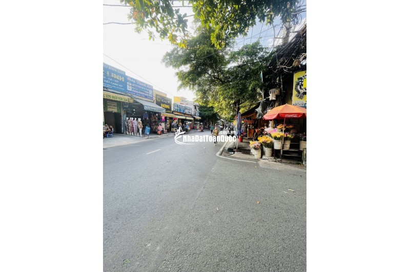  GIẢM SỐC 800 TRIỆU! NHÀ MẶT TIỀN DĨ AN CHỈ 8,2 TỶ 