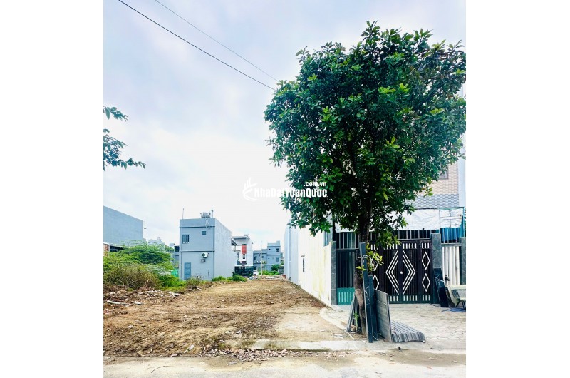 BÁN ĐẤT TĐC BÌNH KỲ – VIEW CÔNG VIÊN – DT 100M2 –  GIÁ TỐT. LH:0905138556.