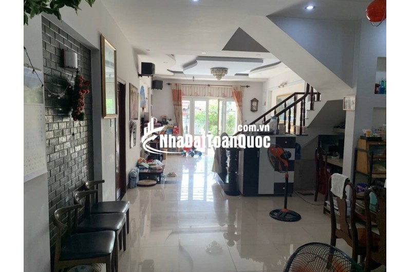 TRUNG TÂM QUẬN 9 – SIÊU PHẨM MẶT TIỀN LÃ XUÂN OAI – 198M² – 2 TẦNG BTCT – GIÁ 24 TỶ