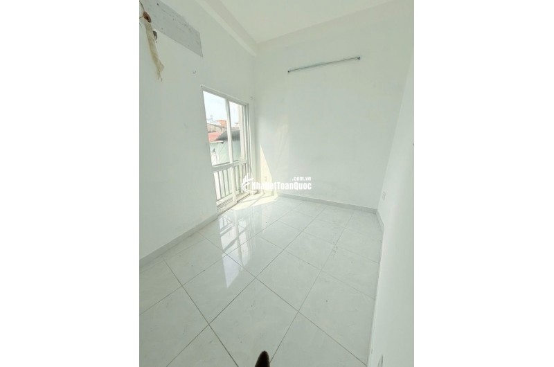 DÒNG TIỀN THU NHẬP TỐT - DIỆN TÍCH LỚN - 4 TẦNG  BTCT - SỔ NỞ HẬU.
P. BÌNH LỢI TRUNG