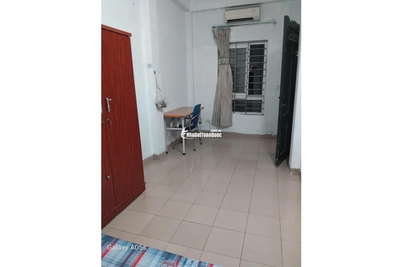 Cho thuê phòng ngõ 43 Trung Kính giá chỉ 2.8 triệu