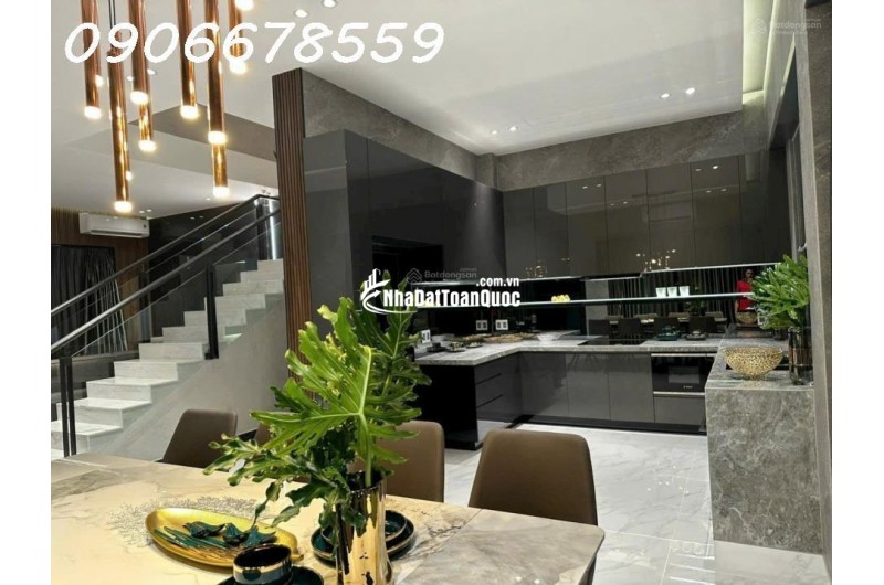 Bán Biệt thự căn góc ngay Hồ Bán Nguyệt Phú Mỹ Hưng Q7