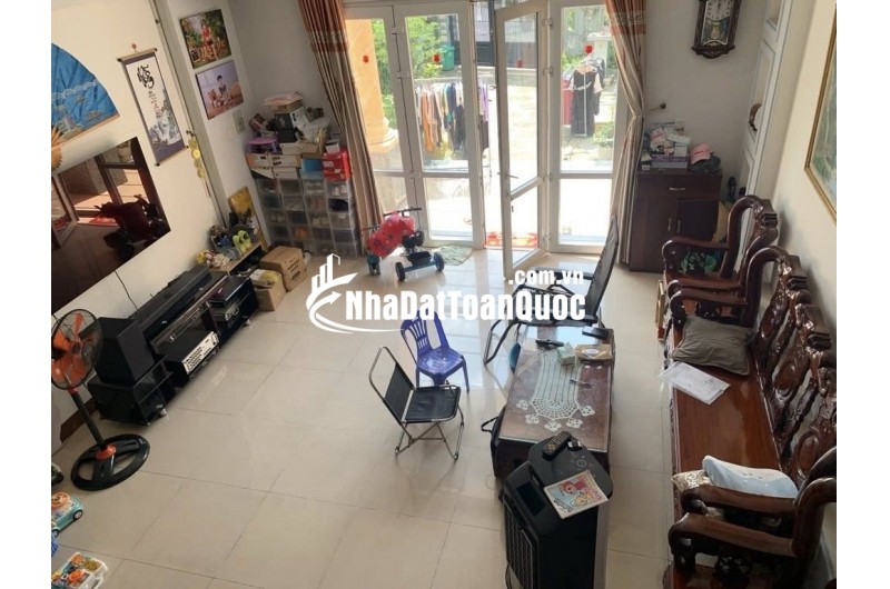 TRUNG TÂM QUẬN 9 – SIÊU PHẨM MẶT TIỀN LÃ XUÂN OAI – 198M² – 2 TẦNG BTCT – GIÁ 24 TỶ