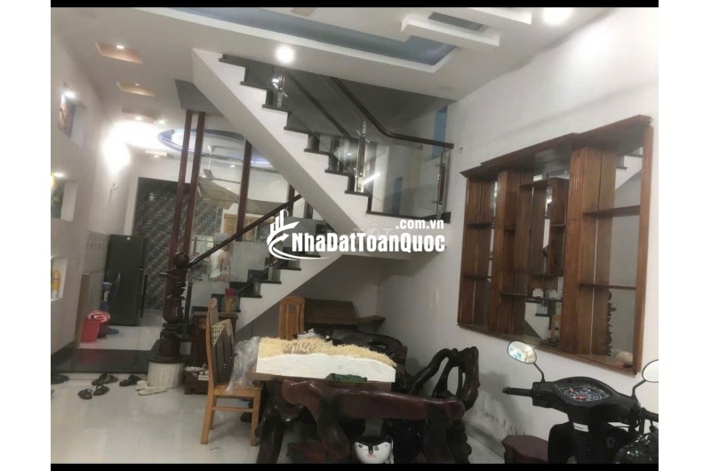 Bán nhà 1 trệt 2 lầu 68/28 Ngô Chí Quốc TP Thủ Đức hẻm xe hơi